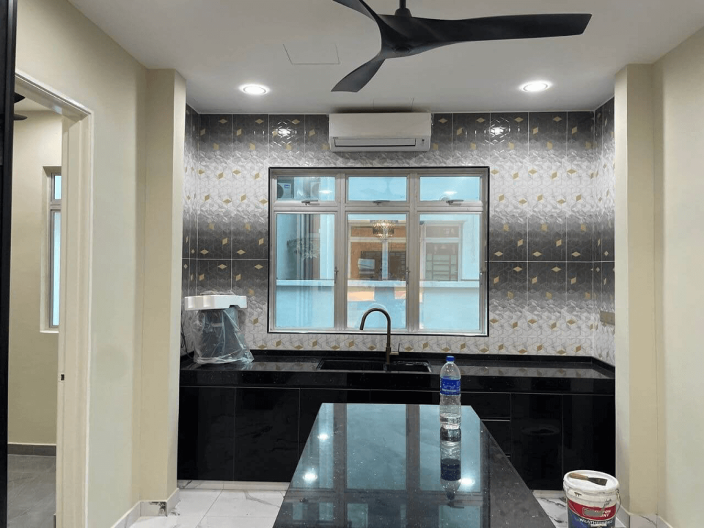 31-1 - TINTED WINDOW GLASS FILM PUCHONG SPECIALIST