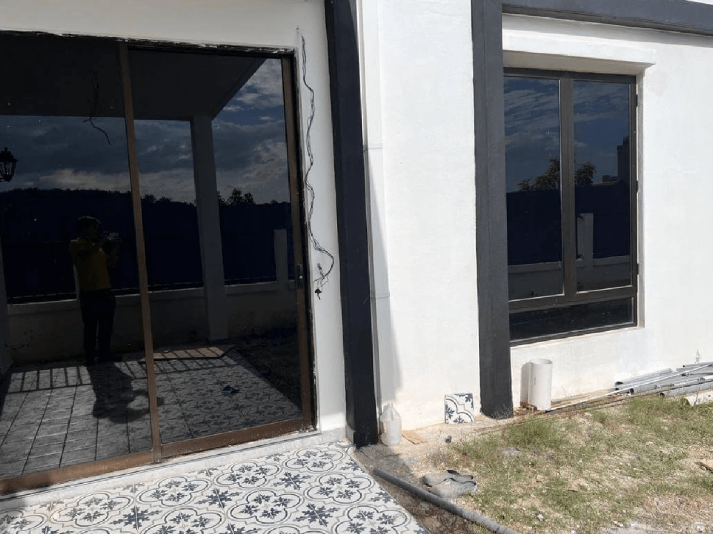 59 - TINTED WINDOW GLASS FILM PUCHONG SPECIALIST THE BEST GREAT DEAL TINTED WINDOW FILM TAMAN PUTRA PERDANA