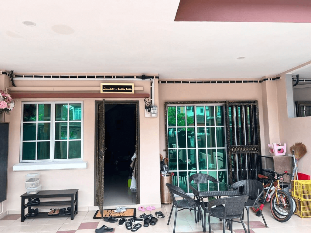 THE BEST FIND OUT GREAT TINTED HOUSE BANDAR BUKIT PUCHONG