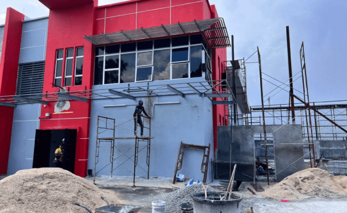 THE BEST EXPERT ADVISE TINTED BUILDING PUNCAK KINRARA