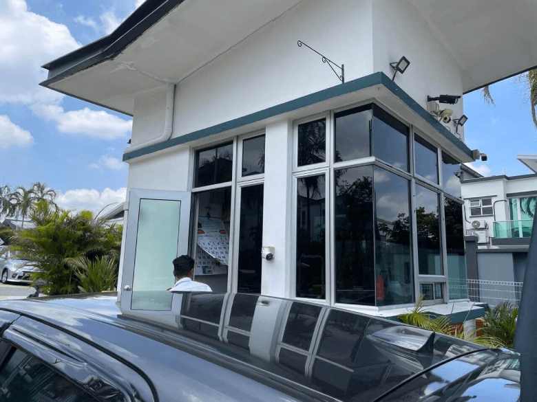 BUILDING-93 - TINTED WINDOW GLASS FILM PUCHONG SPECIALIST THE BEST FIND OUT GREAT TINTED BUILDING PUCHONG INDAH