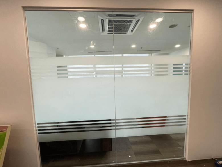 Frosted-82 - TINTED WINDOW GLASS FILM PUCHONG SPECIALIST HOW TO GET A FANTASTIC DEAL FROSTED BANDAR NUSAPUTRA