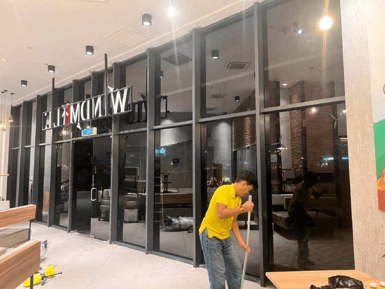 KEDAI-25 - TINTED WINDOW GLASS FILM PUCHONG SPECIALIST THE BEST EXPERT ADVISE TINTED BUILDING TAMAN KINRARA