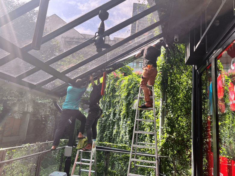 KEDAI-29 - TINTED WINDOW GLASS FILM PUCHONG SPECIALIST THE BEST FACTOR TO CONSIDER WINDOW FILM TAMAN KINRARA