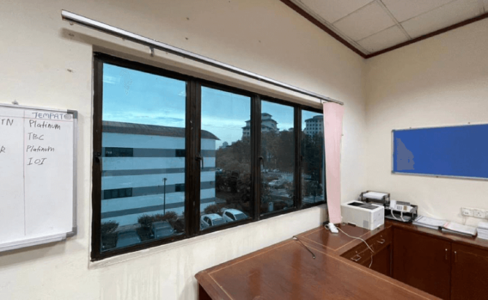 THE BEST FACTOR FOR TINTED OFFICE BANDAR BUKIT PUCHONG