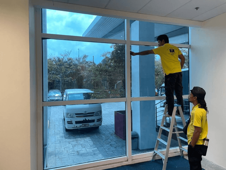 OFFICE-31 - TINTED WINDOW GLASS FILM PUCHONG SPECIALIST THE BEST FACTOR TO CONSIDER FROSTED BANDAR PUTERI PUCHONG