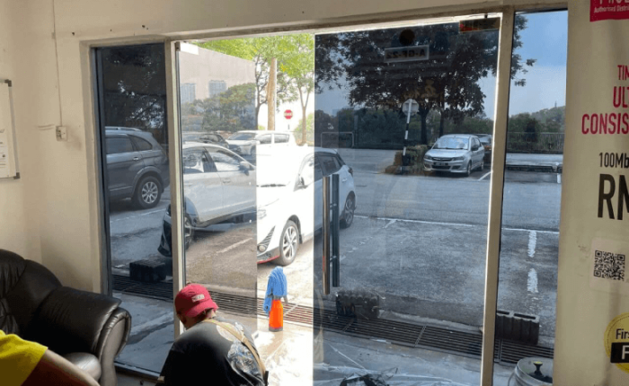 THE BEST FACTOR FOR TINTED OFFICE TAMAN PUTRA PRIMA