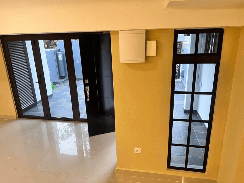 RUMAH-20 - TINTED WINDOW GLASS FILM PUCHONG SPECIALIST THE BEST EXPERT ADVISE TINTED GLASS PULAU MERANTI