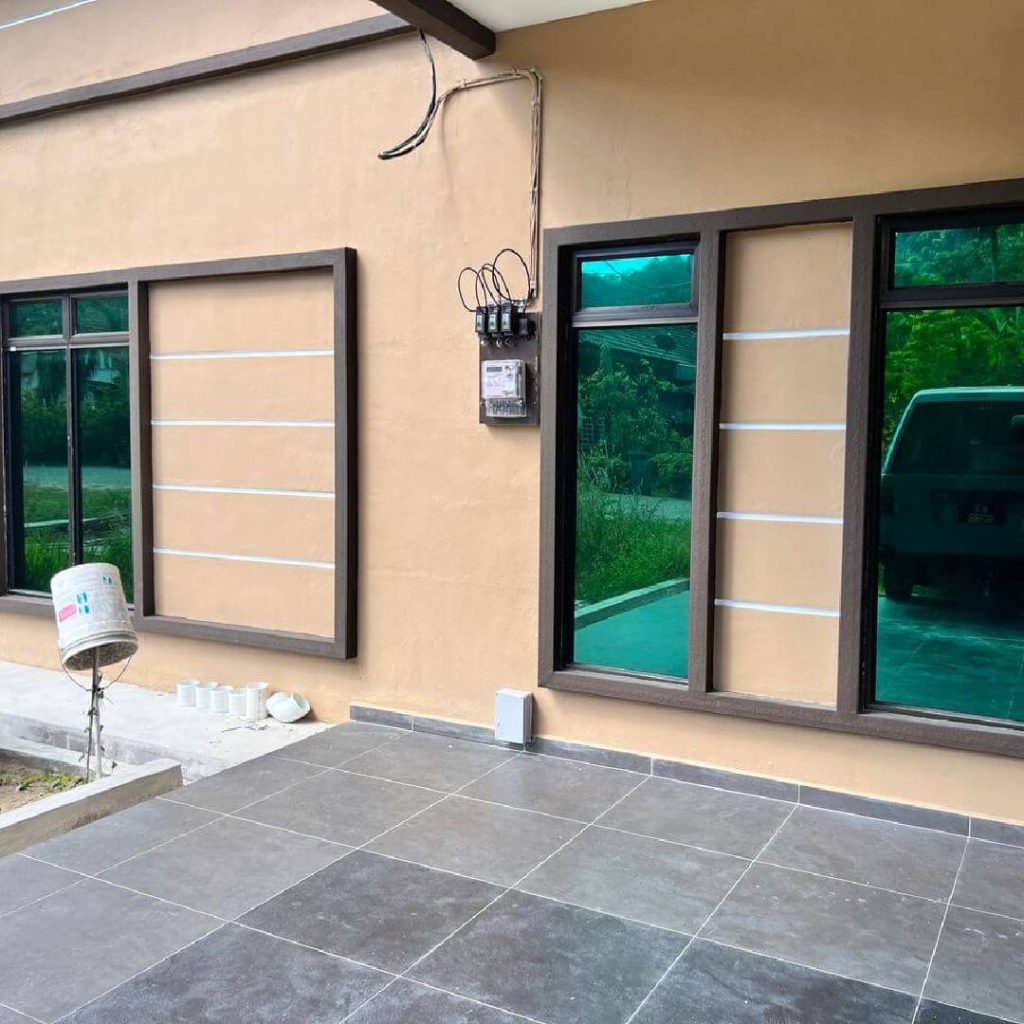 TINY-233 - TINTED WINDOW GLASS FILM PUCHONG SPECIALIST THE BEST QUALITY TINTED HOUSE BANDAR NUSAPUTRA
