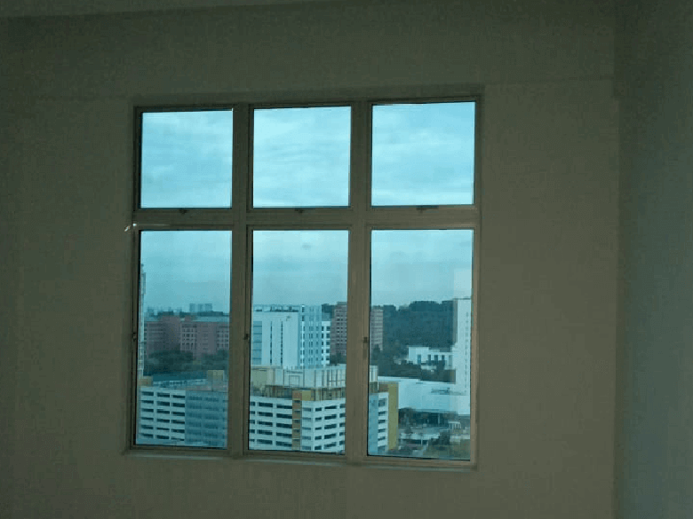 TINY-26 - TINTED WINDOW GLASS FILM PUCHONG SPECIALIST TO FIND THE BEST DEAL WINDOW TINTING BANDAR SIERRA 16