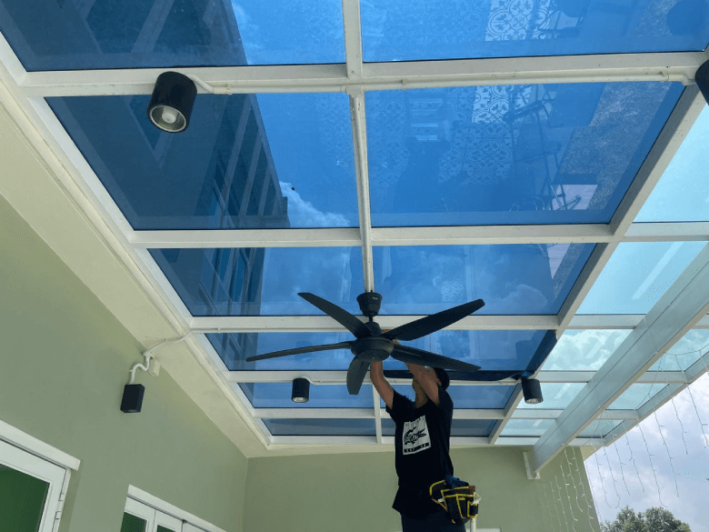TINY-44 - TINTED WINDOW GLASS FILM PUCHONG SPECIALIST THE BEST GREAT DEAL TINTED PUCHONG PERDANA