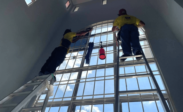 THE BEST EXPERT ADVISE TINTED BUILDING BANDAR RIMBAYU
