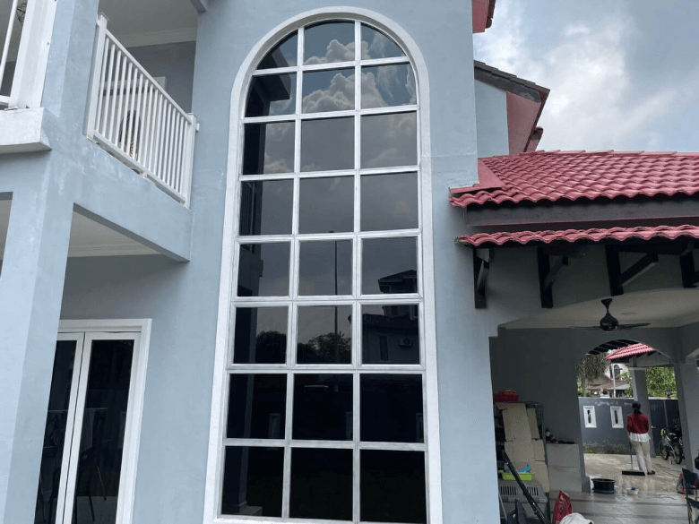 TINY-8 - TINTED WINDOW GLASS FILM PUCHONG SPECIALIST THE BEST ULTIMATE TINTED WINDOW FILM TREND BANDAR RIMBAYU