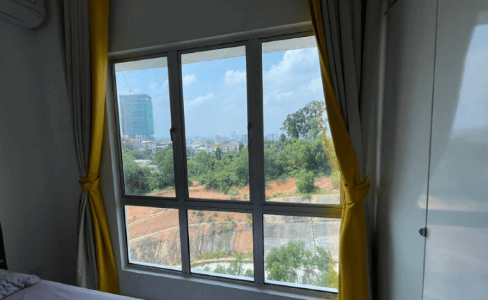 THE BEST QUALITY TINTED HOUSE TAMAN WAWASAN PUCHONG