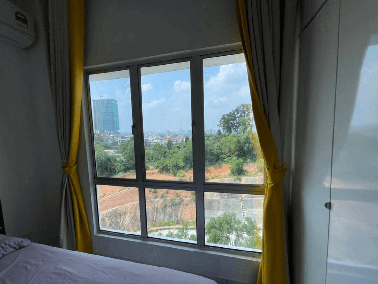 TINY-94 - TINTED WINDOW GLASS FILM PUCHONG SPECIALIST THE BEST QUALITY TINTED HOUSE TAMAN WAWASAN PUCHONG