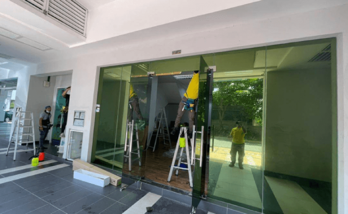 THE BEST ULTIMATE TINTED WINDOW FILM TREND TAMAN KINRARA