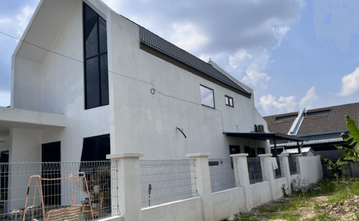 THE BEST FIND OUT HOUSE TINTED TAMAN KINRARA