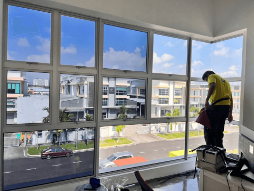 TINTED SOLAR TINT FILM TAMAN SAUJANA PUCHONG